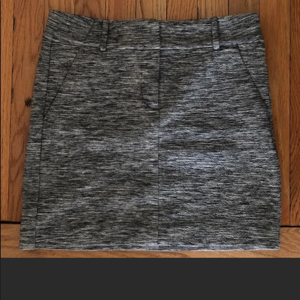 Loft skirt. No flaws.